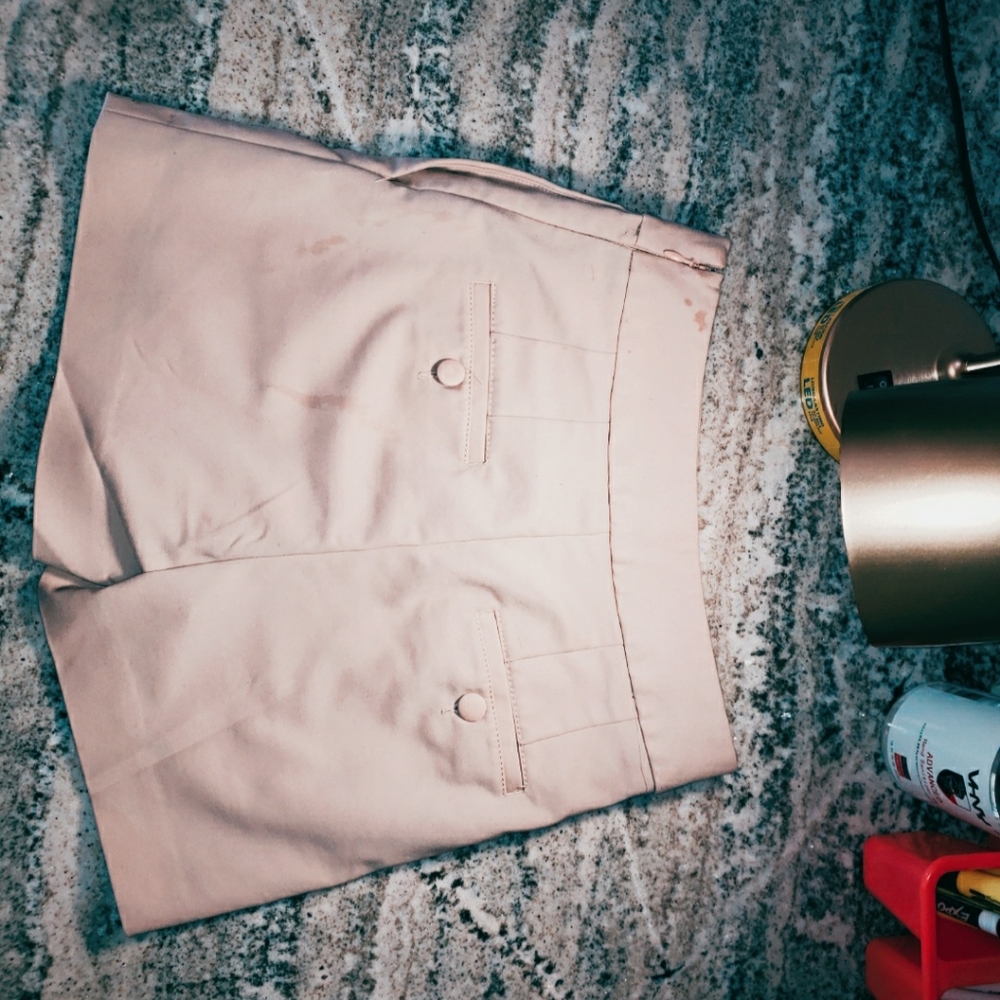 Shorts - Picture 2 of 4